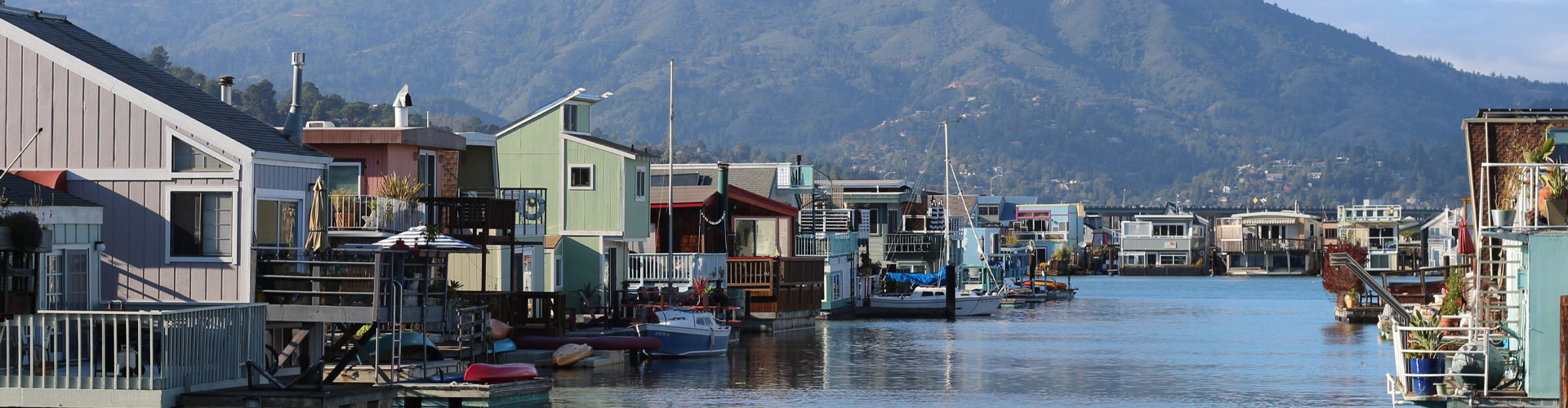 Floating homes on Sausalito harbor